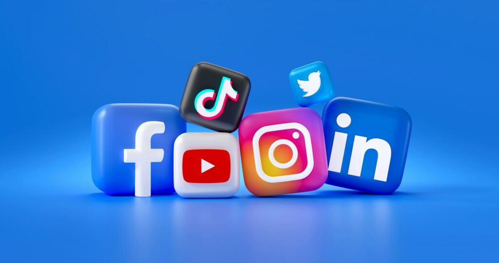 Social media logos